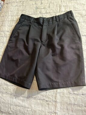 NIKE FIT DRY BLACK MEN’S GOLF SHORTS POLYESTER DRESS STYLE SIZE 32